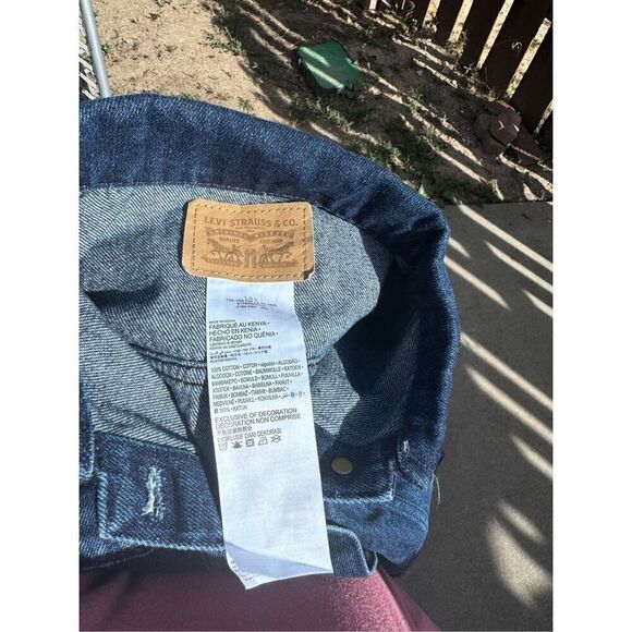 Levi's blue jean jacket size large 12-13 years brand new condition red tab brown - Picture 8 of 10